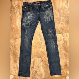 NWOT ReRock for Express Embellished Distressed Skinny Jeans Size 6 RARE
